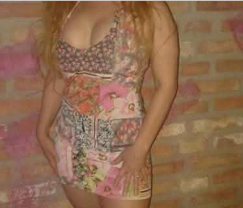 613861895: Chica busca chico en Granada