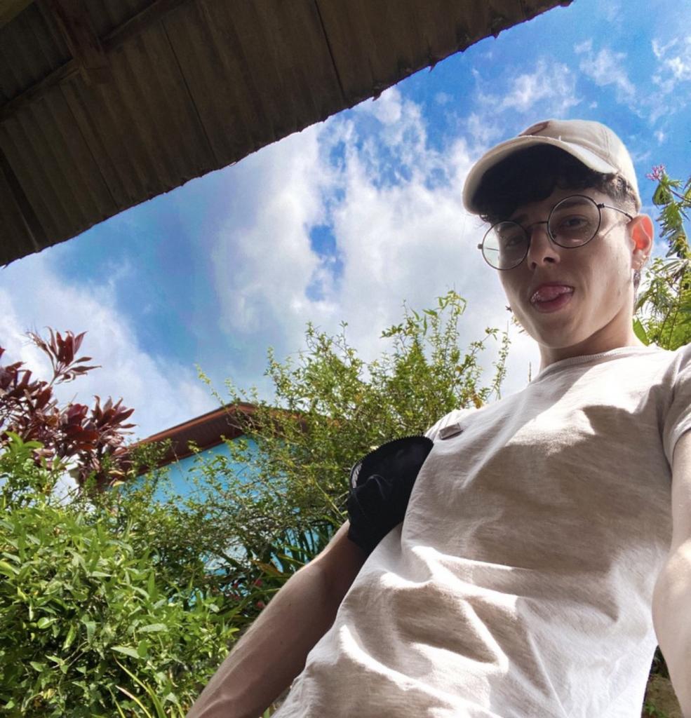 Chico busca chica en Málaga: 