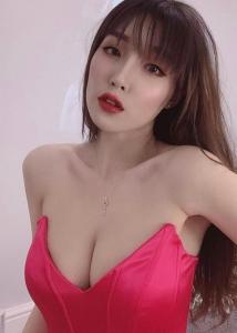 664295585: Chica busca chico en Mallorca