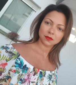 671115663: Chica busca chico en Málaga