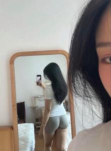 617298383: Chica busca chico en Madrid