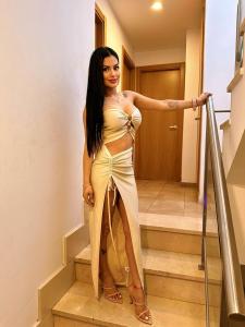 631767726: Chica busca chico en Madrid