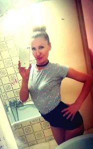 663589874: Chica busca chico en Málaga