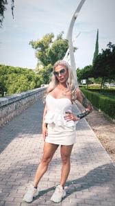 680538158: Transexual en Navarra