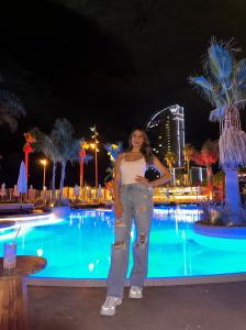 637393554: Chica busca chico en Alicante