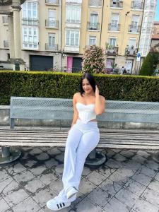 647643336: Chica busca chico en Álava