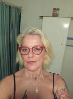 634748491: Chica busca chico en Valencia