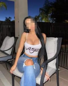 677129933: Chica busca chico en Valencia
