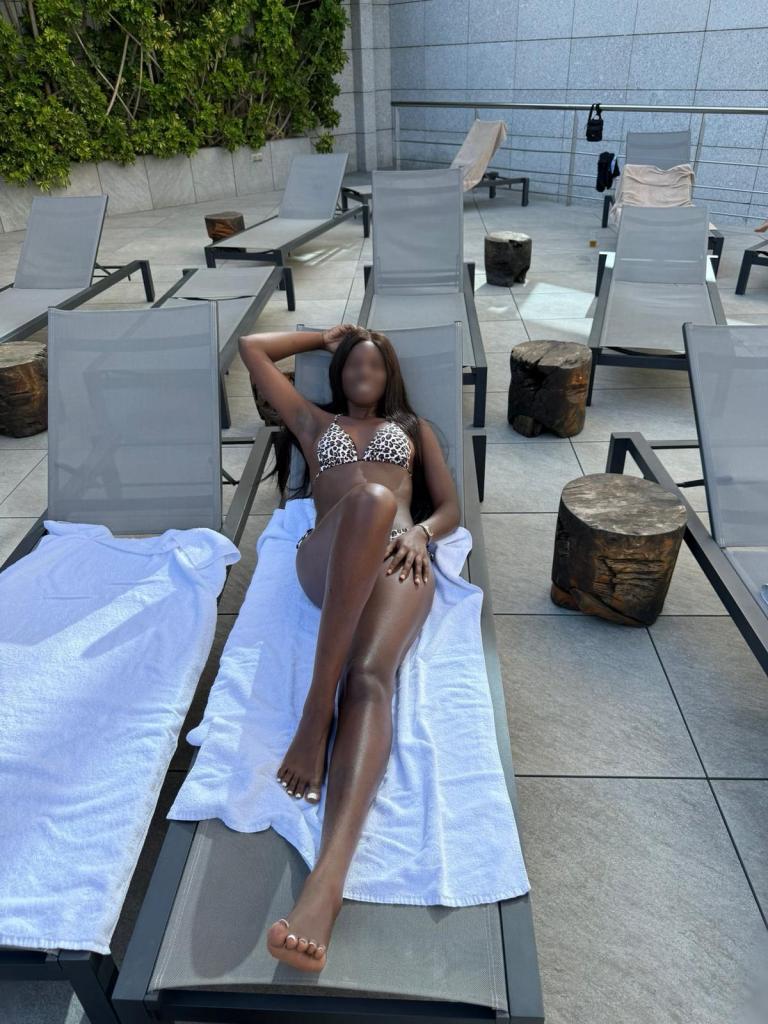 Chica busca chico en Barcelona: 