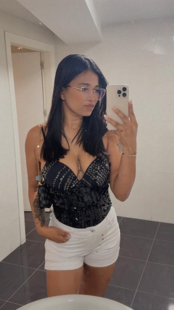 Chica busca chico en La Coruña: Chica busca chico