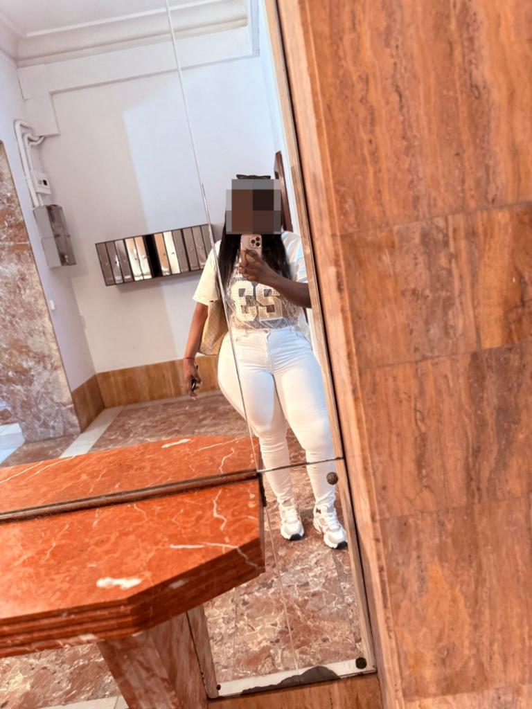 Chica busca chico en Barcelona: 