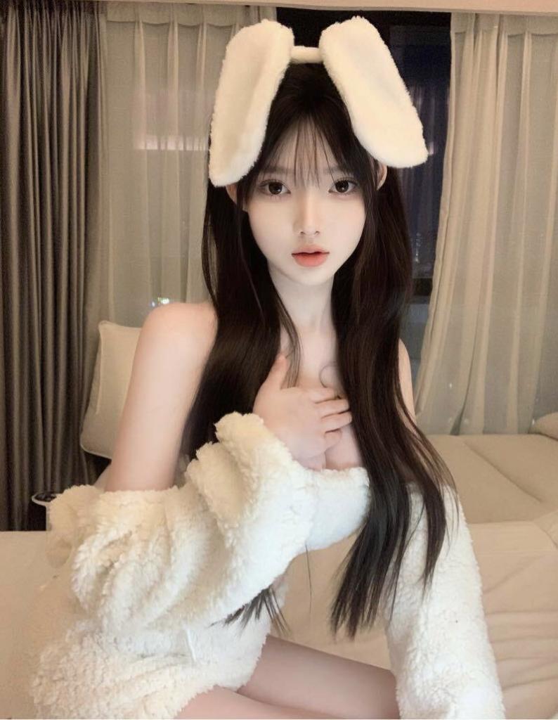 667334601: Chica busca chico en Barcelona