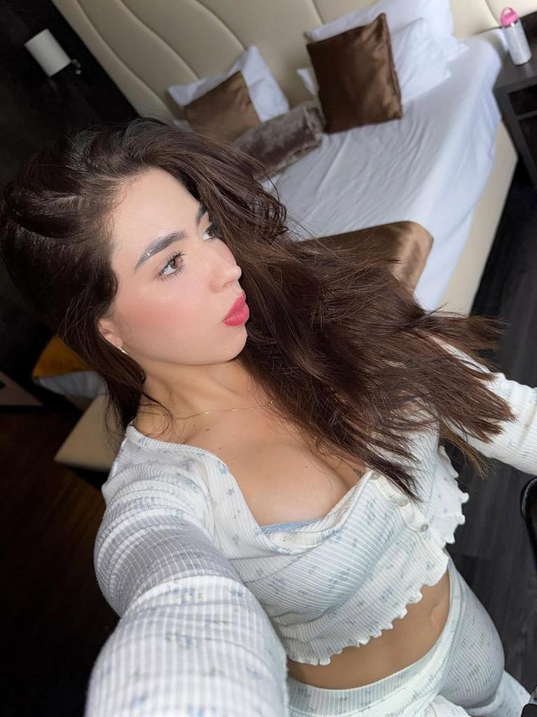 624595180: Chica busca chico en Málaga