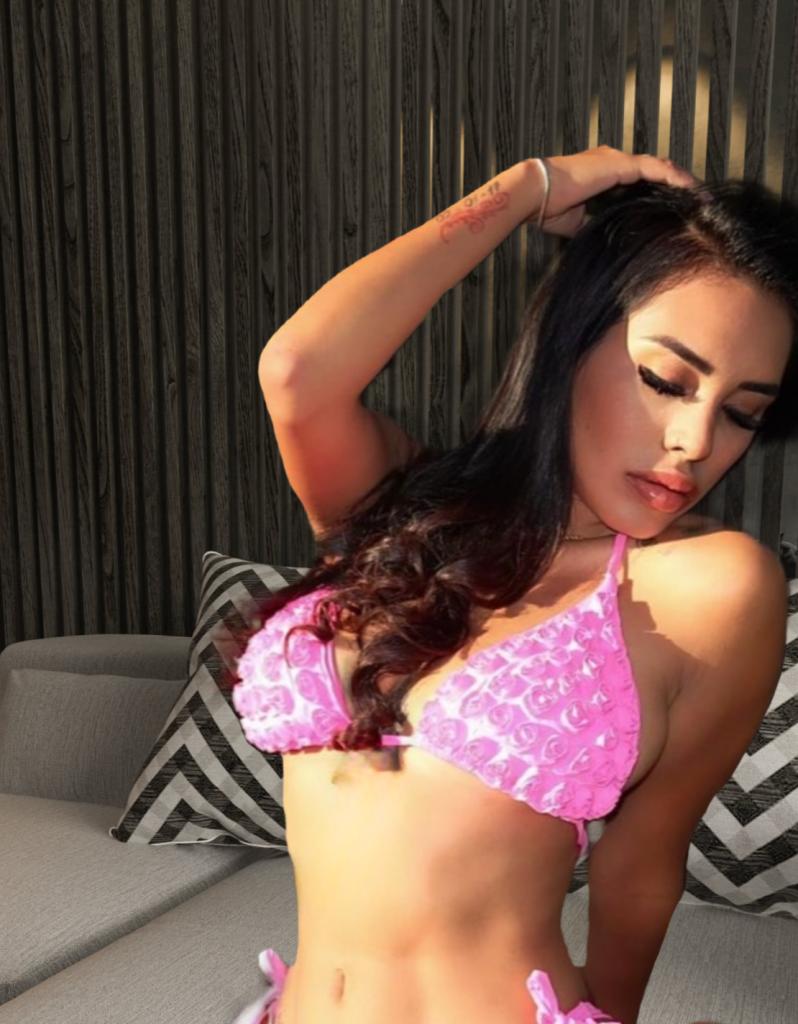 Chica busca chico en Málaga: Chica busca chico