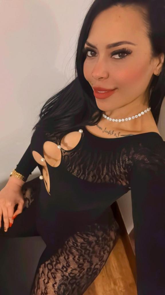 642665082: Chica busca chico en Valencia