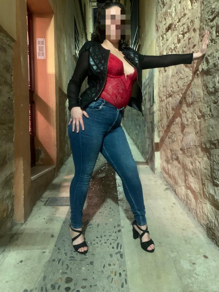 Chica busca chico en Jaén: 