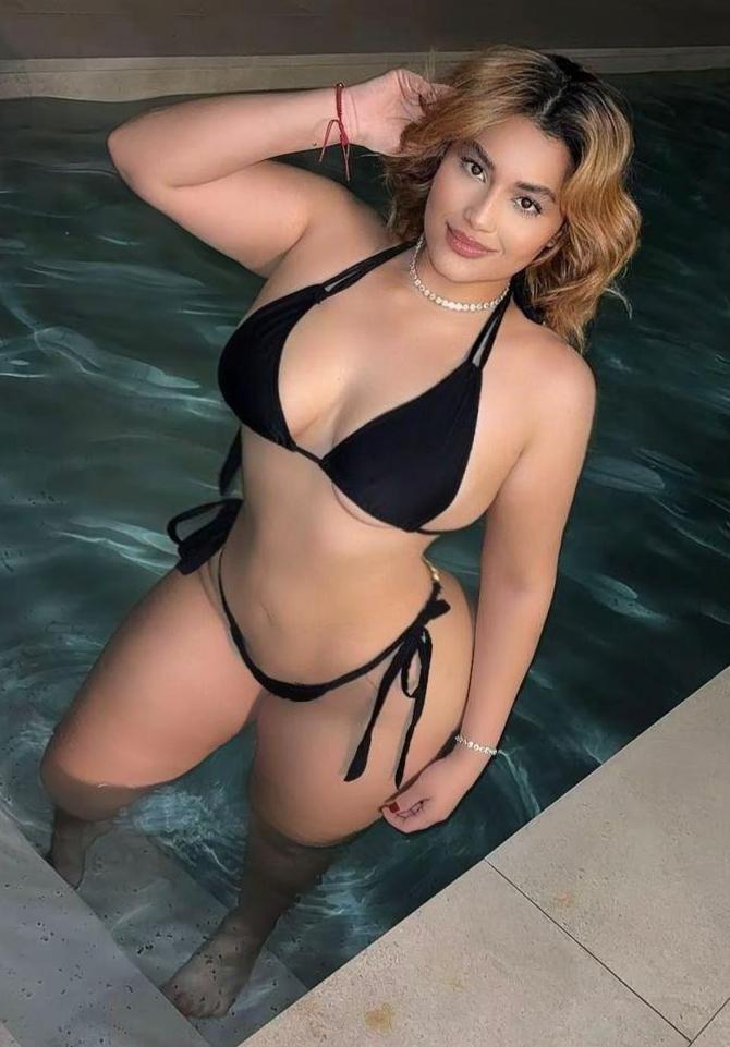 613696413: Chica busca chico en Málaga