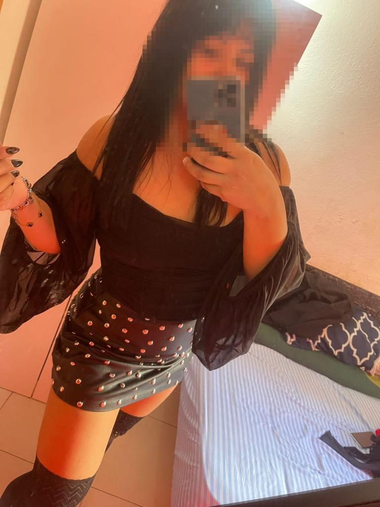 641373871: Chica busca chico en Madrid