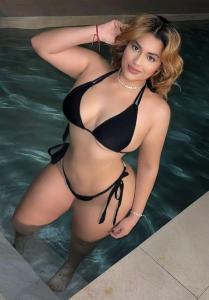 613696413: Chica busca chico en Málaga