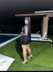 664243939: Chica busca chico en Granada