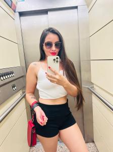 647057197: Chica busca chico en Almería