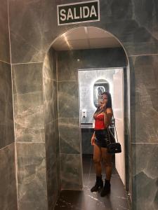 613829154: Chica busca chico en Valencia