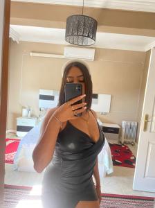 621074685: Chica busca chico en Almería