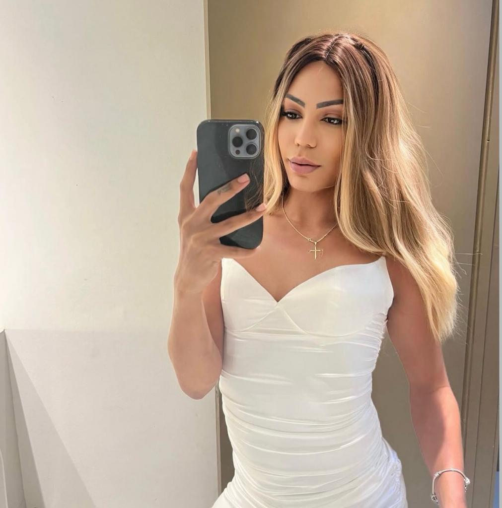 632944561: Transexual en Tenerife