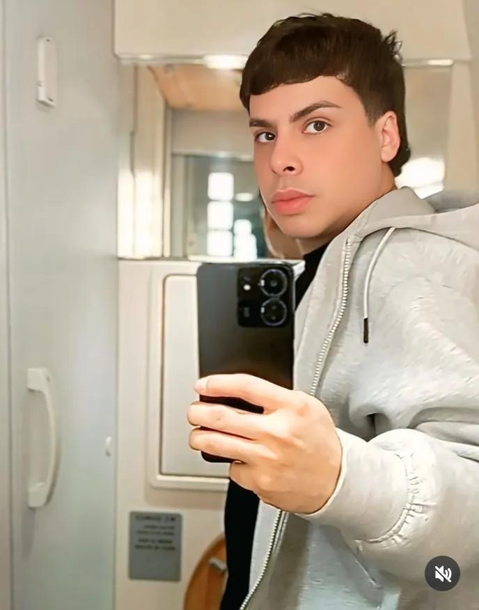 Chico busca chica en Málaga: 