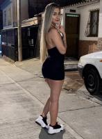 662696937: Chica busca chico en Barcelona