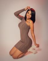 664358821: Chica busca chico en Madrid