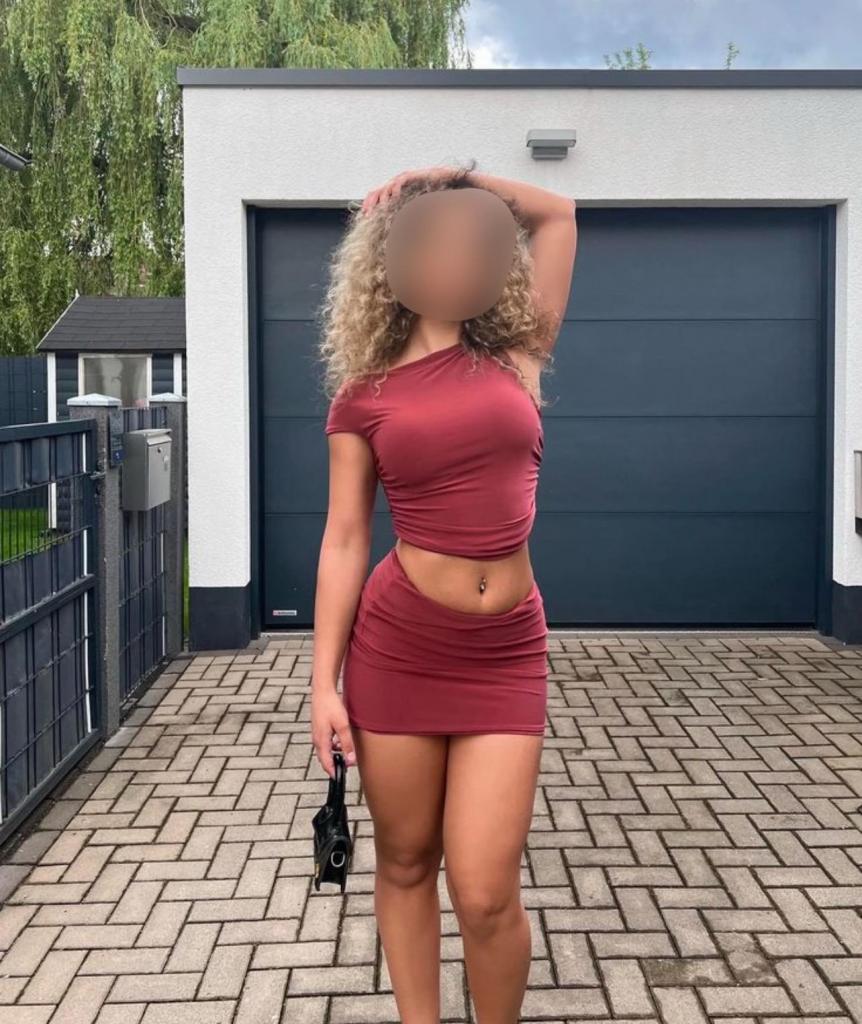 Chica busca chico en Sevilla: 