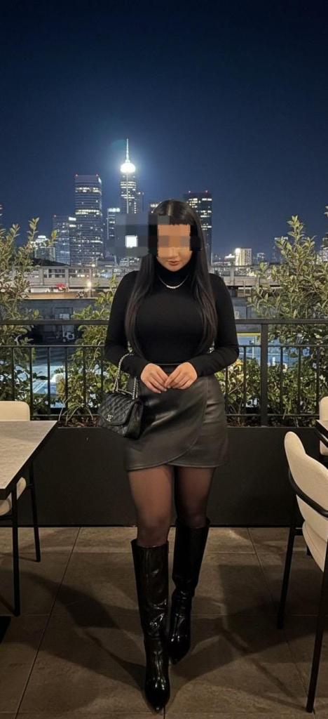 661119281: Chica busca chico en Pontevedra