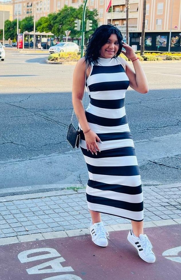 602704509: Chica busca chico en Sevilla