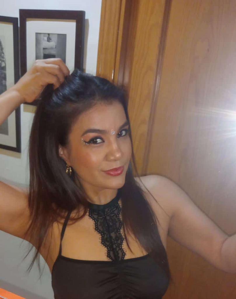 653898401: Chica busca chico en Cáceres