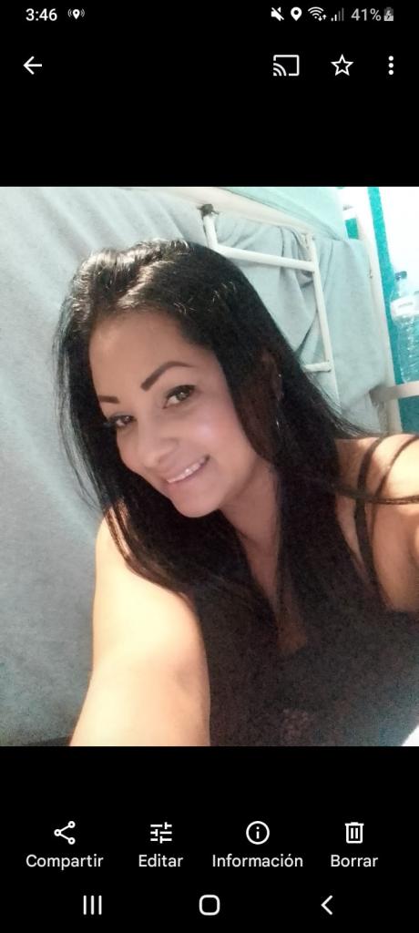 642290170: Chica busca chico en Granada