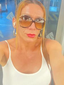 672759709: Transexual en Valencia