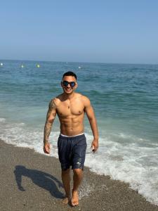 Chico busca chica en Málaga: 