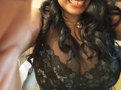 612446247: Chica busca chico en La Coruña