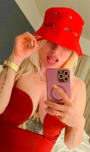 646653128: Chica busca chico en La Coruña