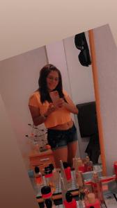 674581631: Chica busca chico en Murcia