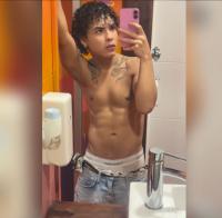 610073136: Chico busca chica en Barcelona