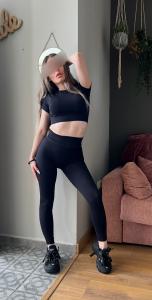 610780307: Chica busca chico en Barcelona