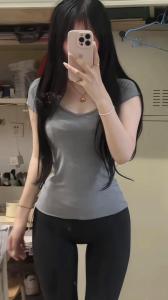 617298383: Chica busca chico en Madrid