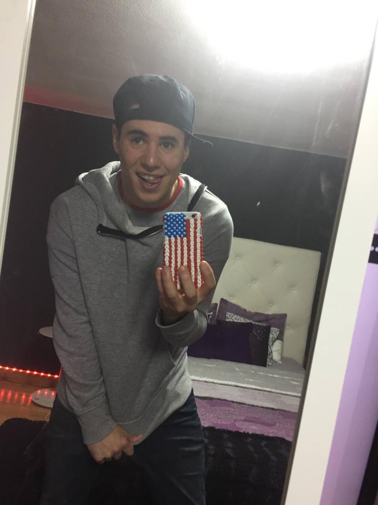 Chico busca chica en Asturias: 