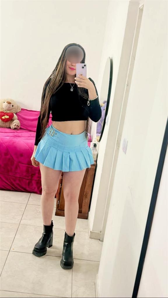 661093553: Chica busca chico en La Coruña