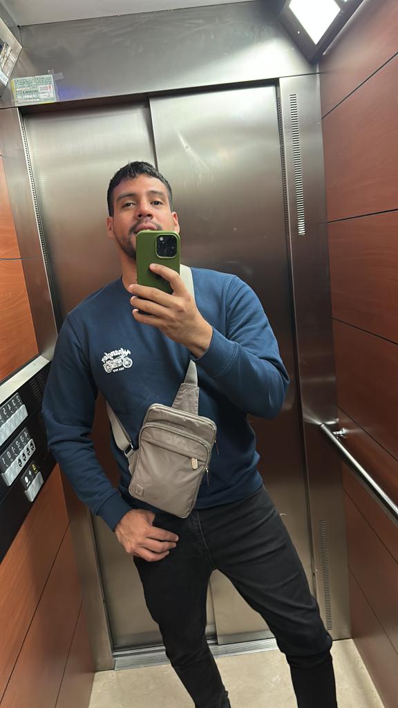 Chico busca chica en Valencia: 