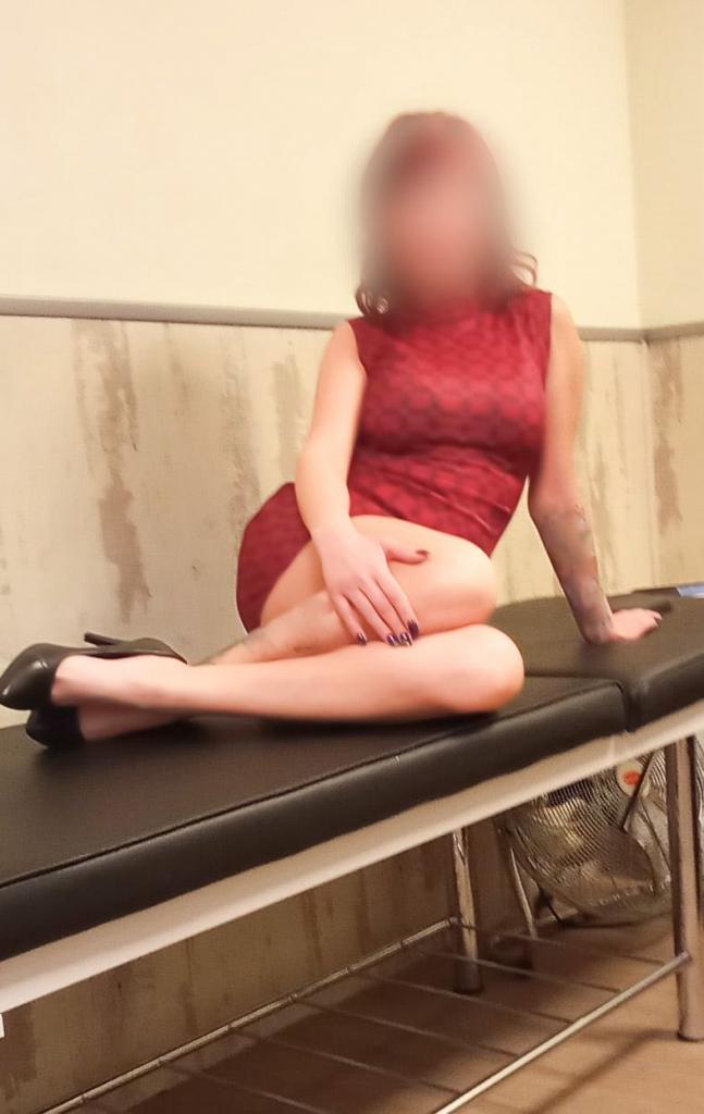693519684: Chica busca chico en Valencia