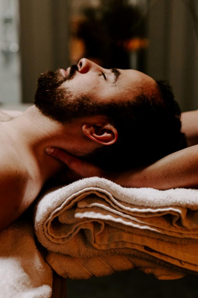 634086409: Chica busca chico en Lérida