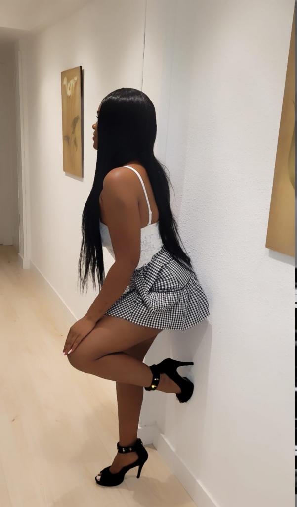 604213605: Chica busca chico en Asturias